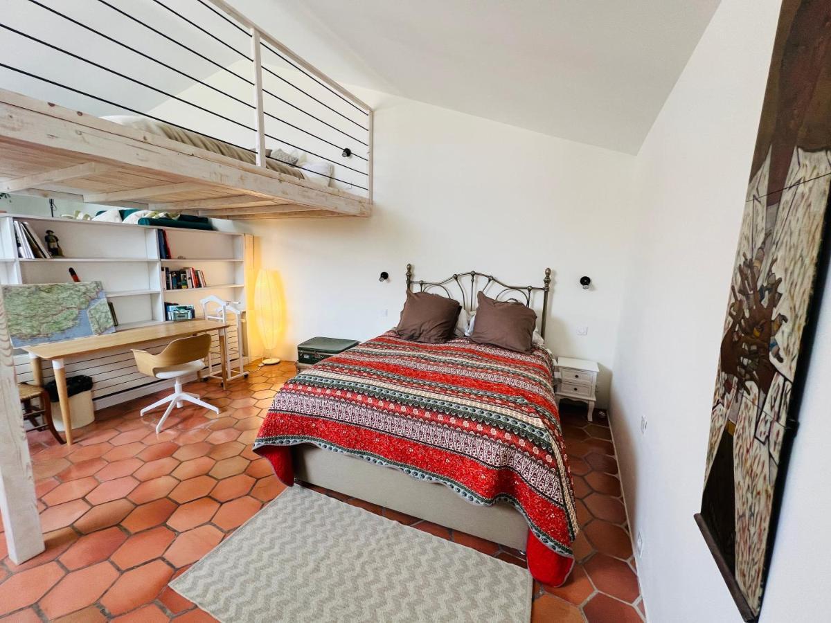 Penthouse Studio Privee Couple Ou Famille- La Maison Searle A Tourtour Eksteriør bilde