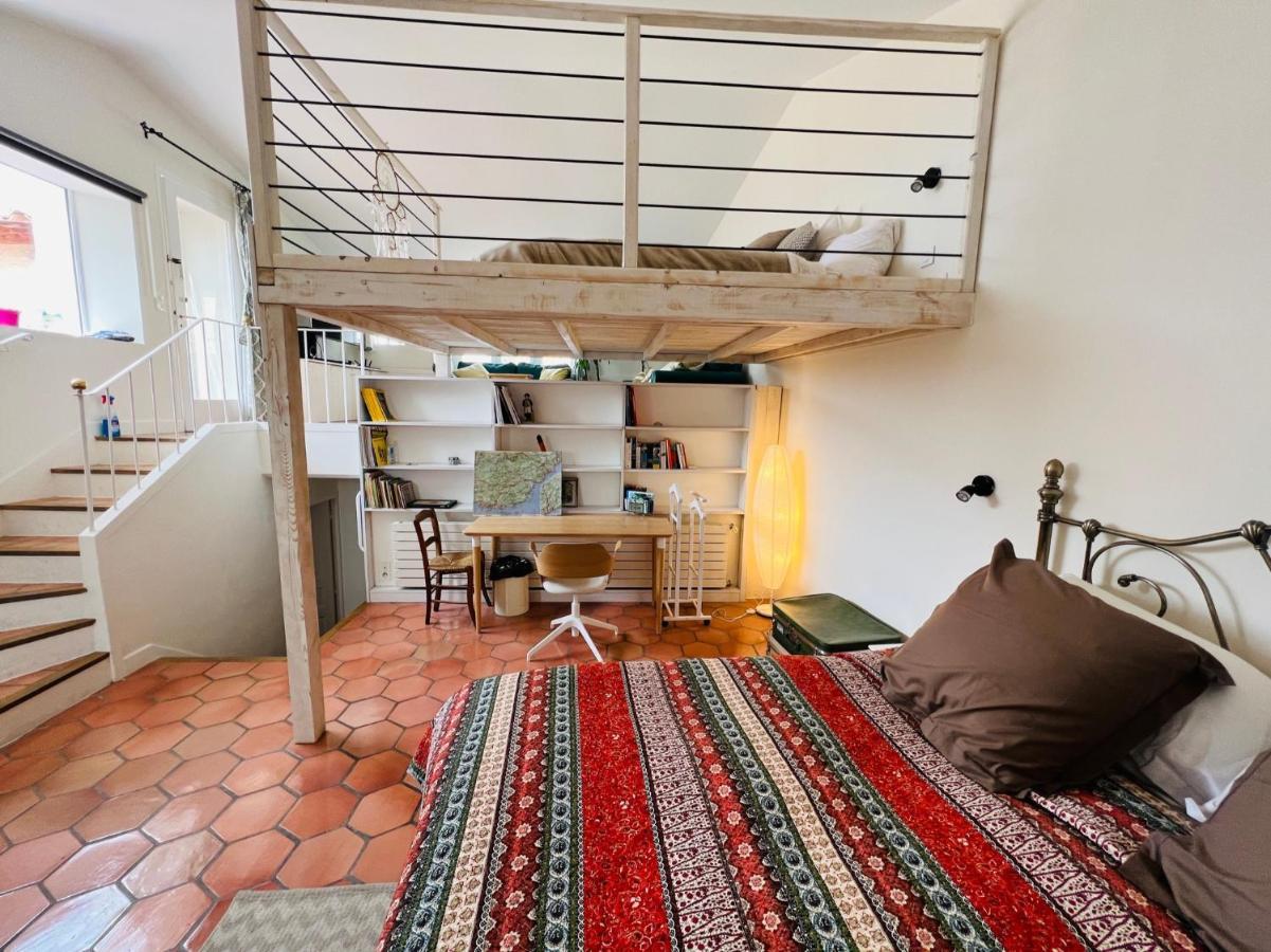 Penthouse Studio Privee Couple Ou Famille- La Maison Searle A Tourtour Eksteriør bilde